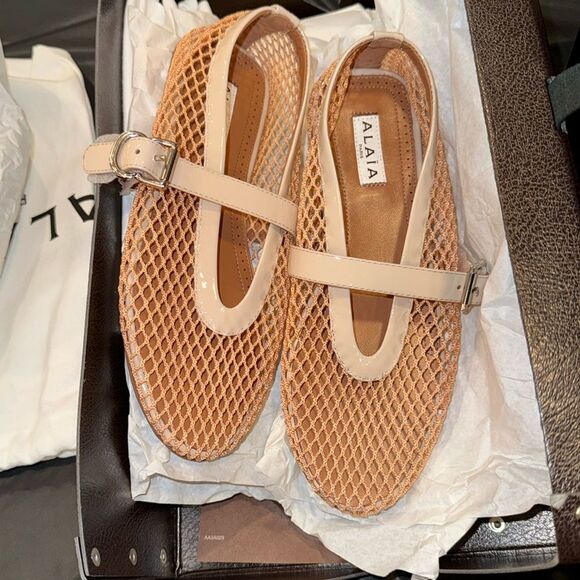 Alaia Shoes - Alaïa Mesh FishNet Ballet Flats Nude Clair Beige